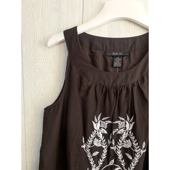 Style & Co Brown Sleeveless Floral Top Size 6 NWT - Picture 2 of 4